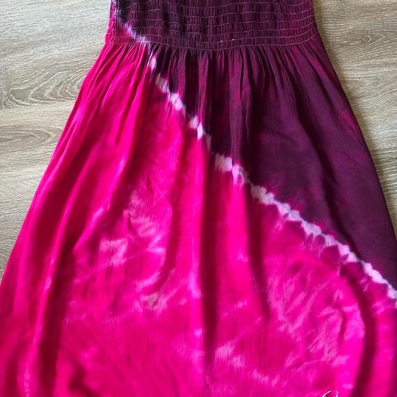 Peaceful People pink, white, & purple tie-dye flowy handkerchief hem boho dress - Picture 8 of 8